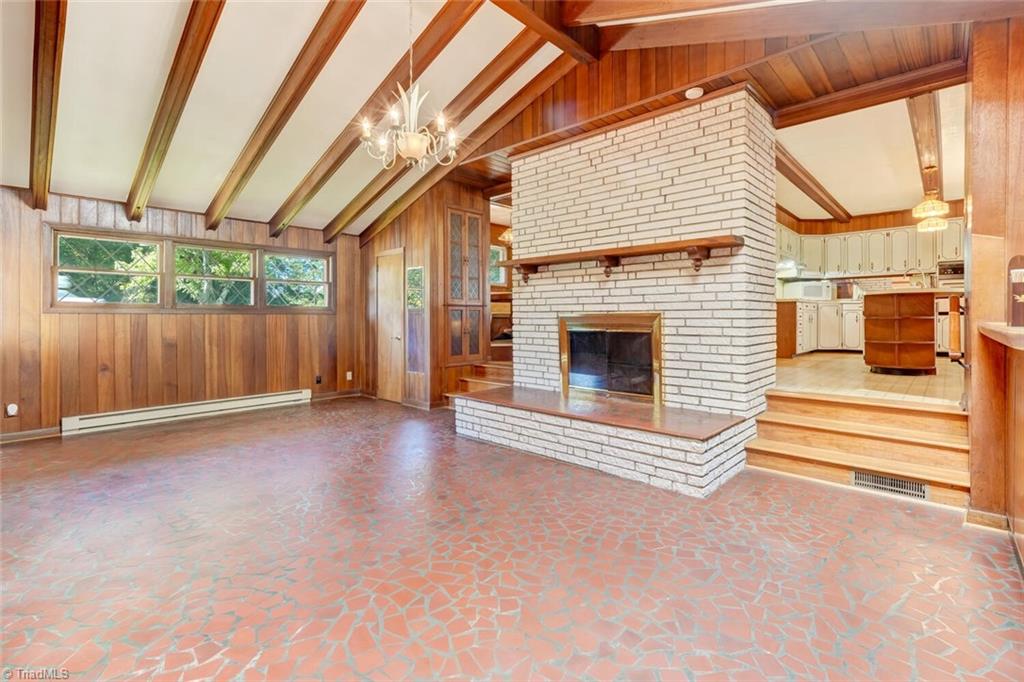 4009 Groometown Road