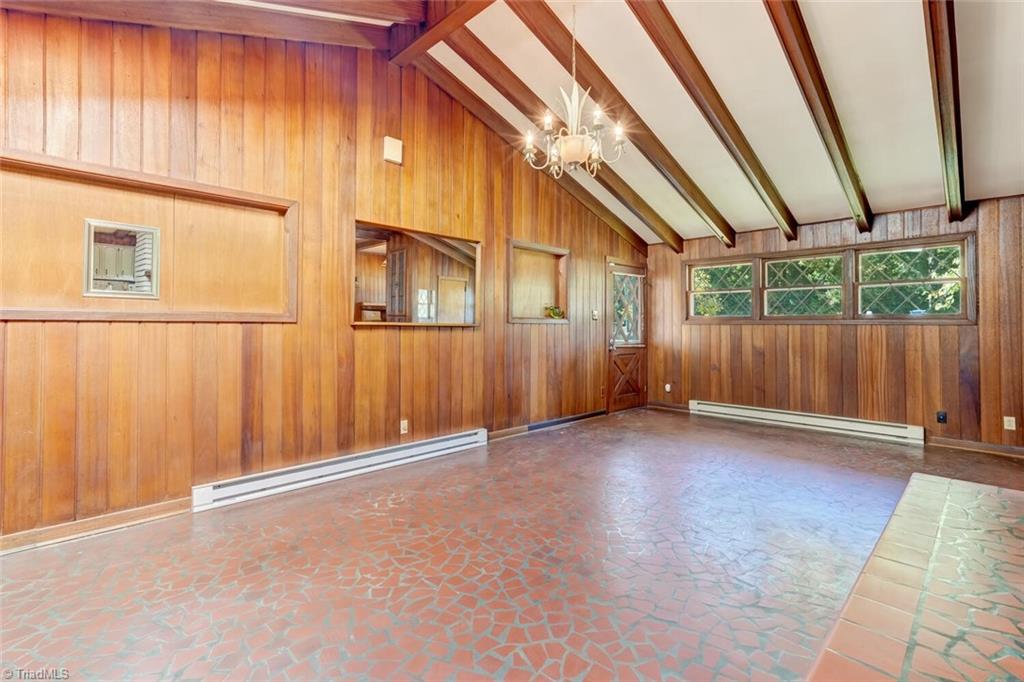 4009 Groometown Road