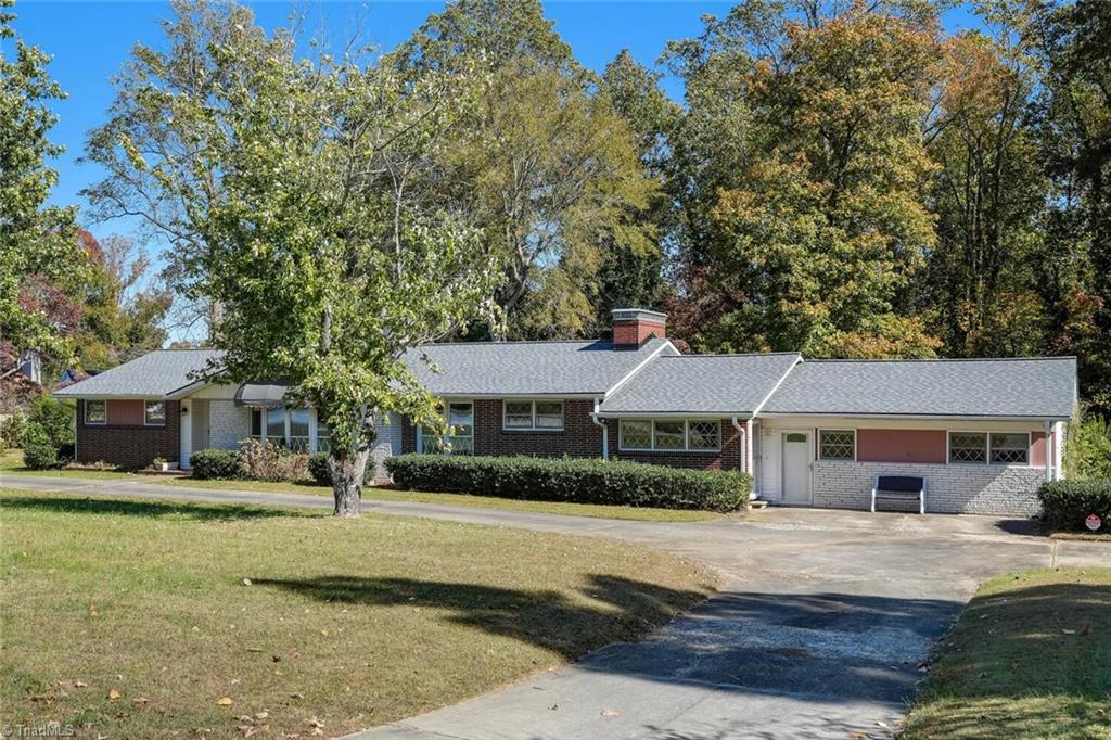 4009 Groometown Road