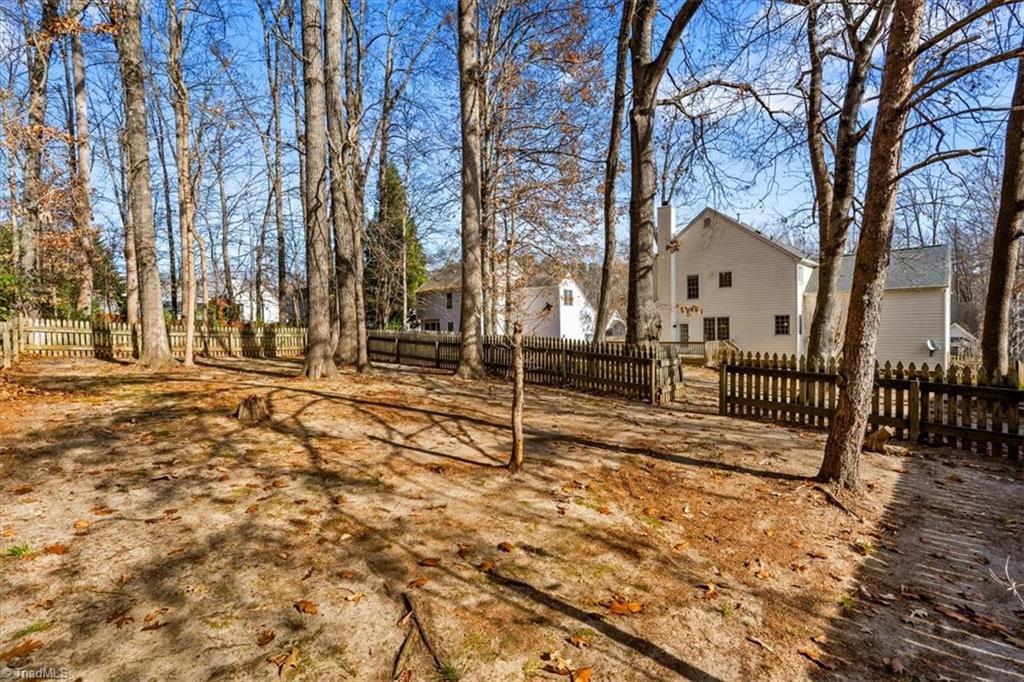 1516 Covered Wagon Road, McLeansville