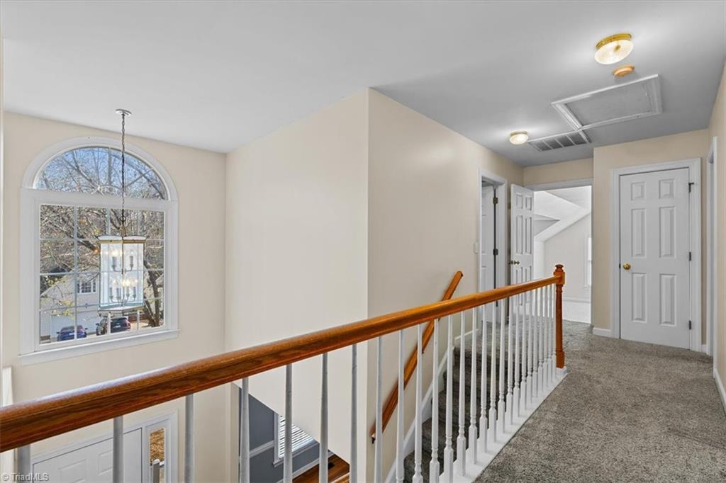 1516 Covered Wagon Road, McLeansville