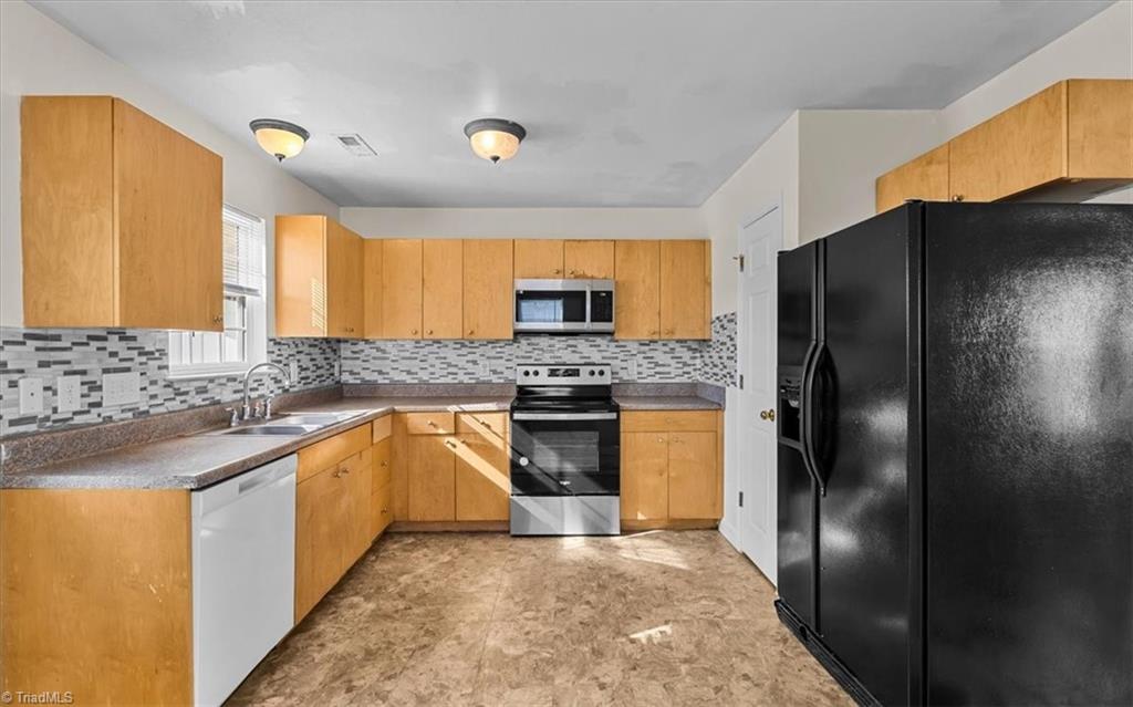 1609 Sunrise Valley Drive