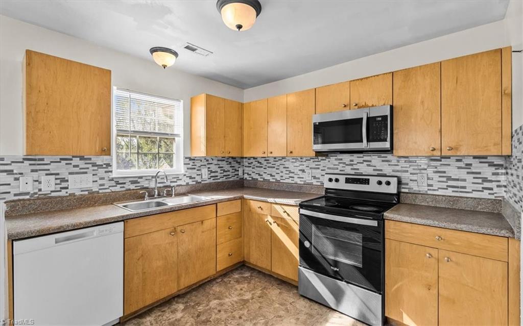 1609 Sunrise Valley Drive