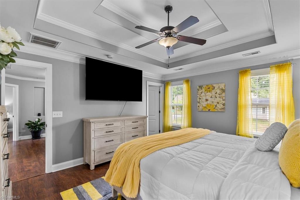 2208 Matthew Oaks Court