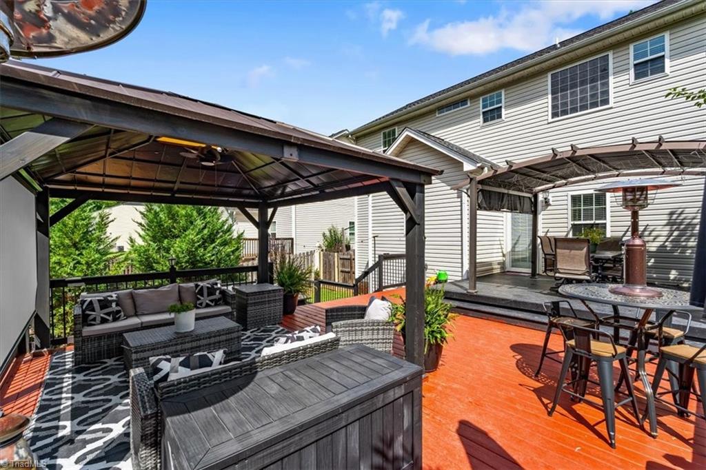 2208 Matthew Oaks Court
