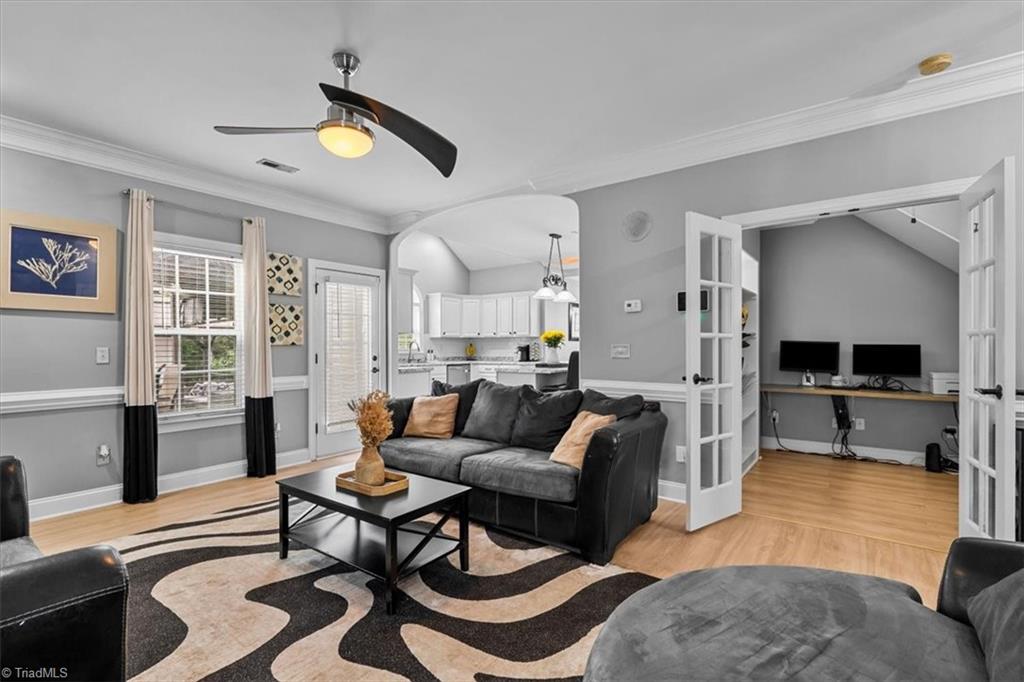 2208 Matthew Oaks Court