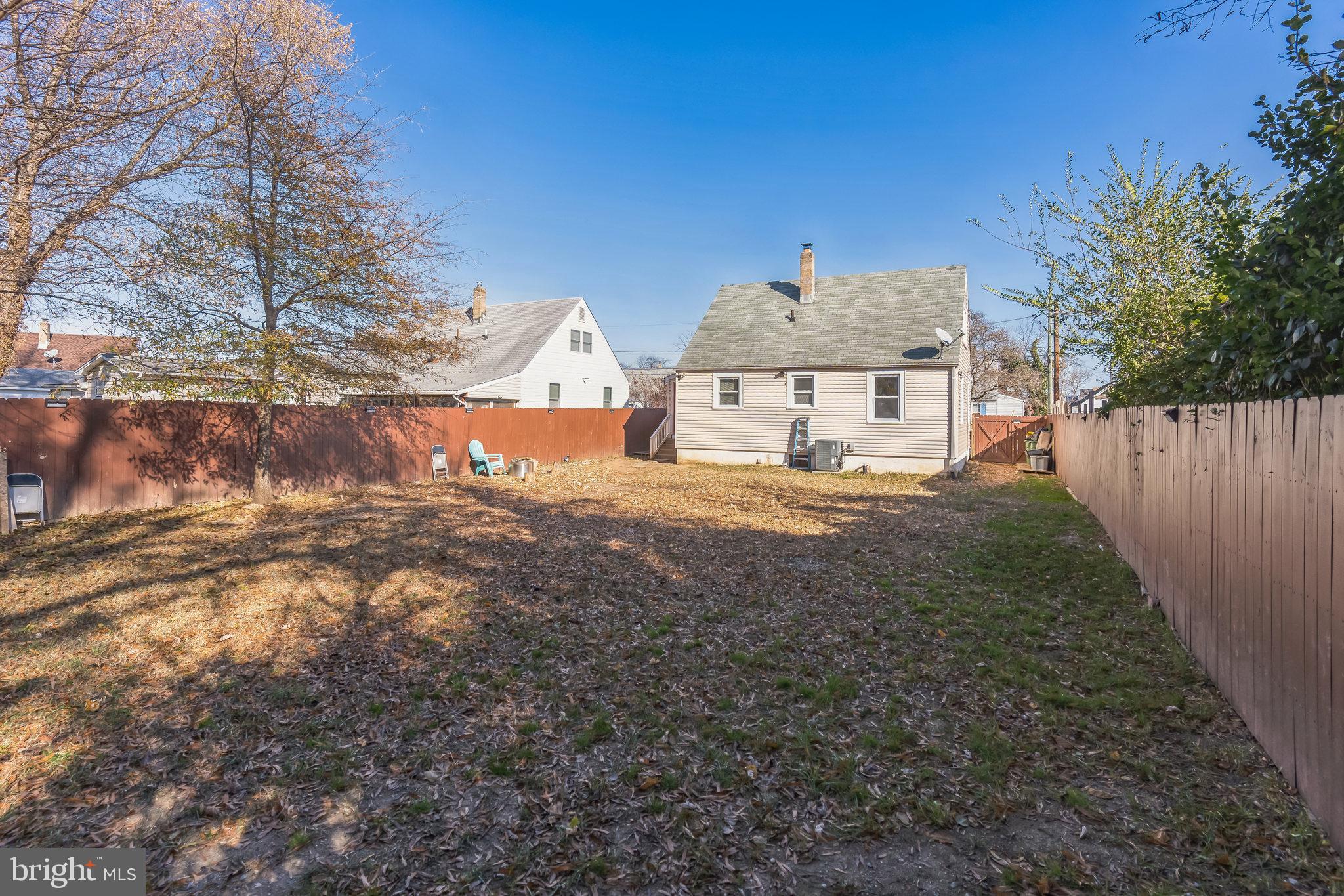 5524 Patrick Henry Dr