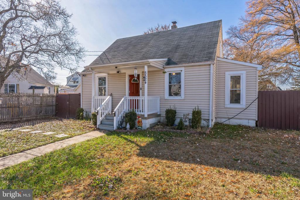 5524 Patrick Henry Dr