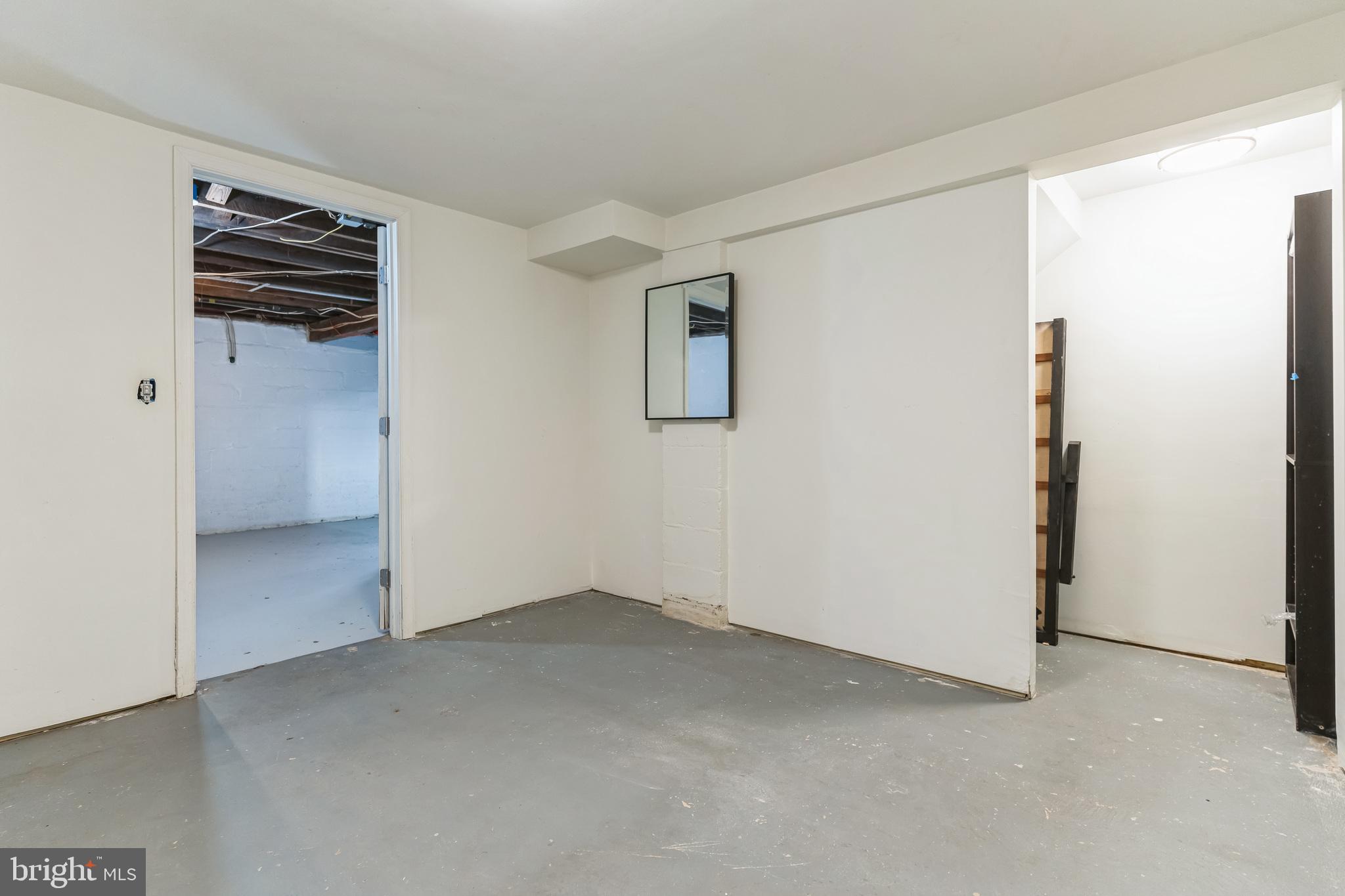 5524 Patrick Henry Dr