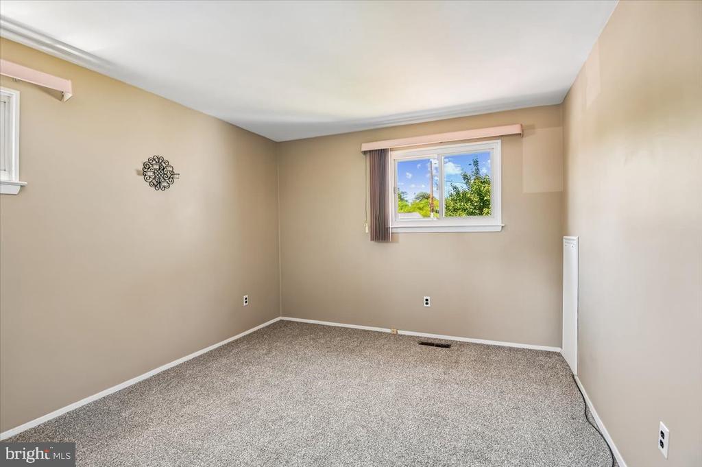 582 NOLVIEW COURT