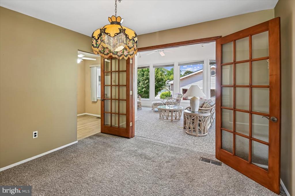 582 NOLVIEW COURT
