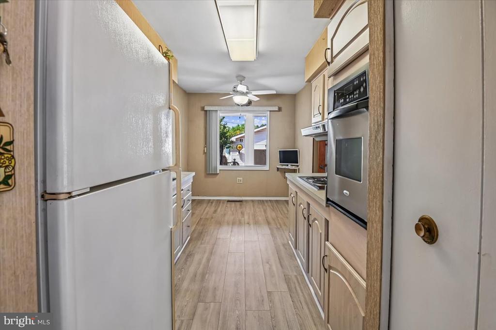 582 NOLVIEW COURT