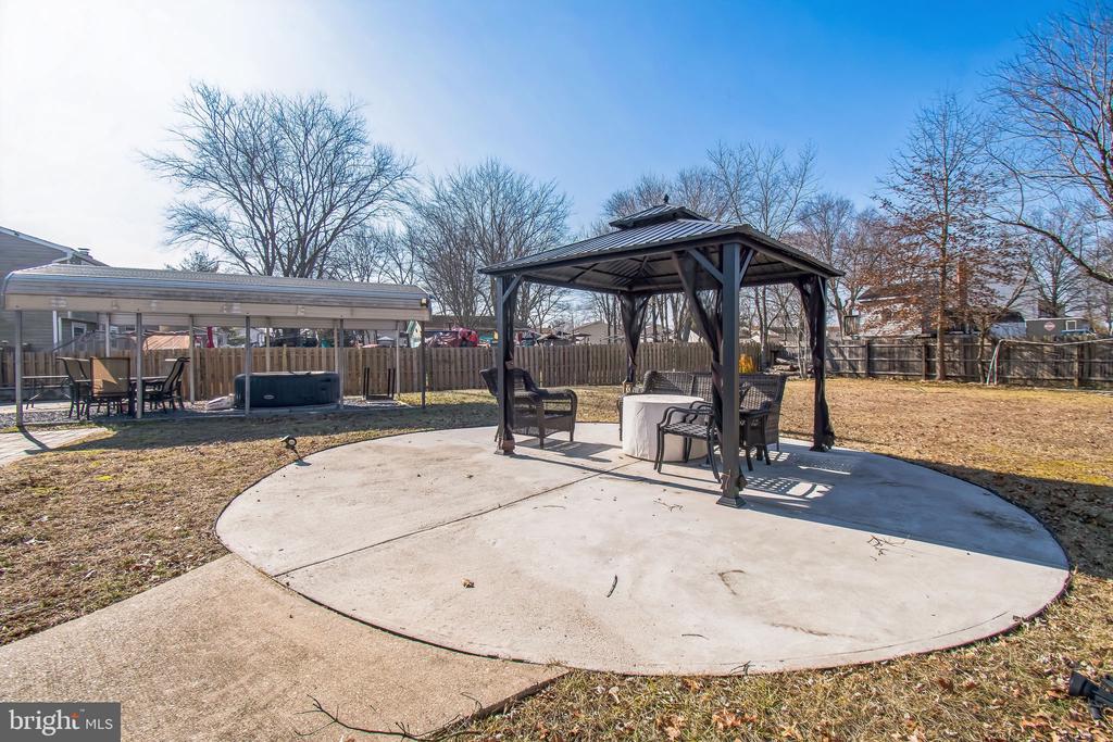 2367 Ironwood Dr