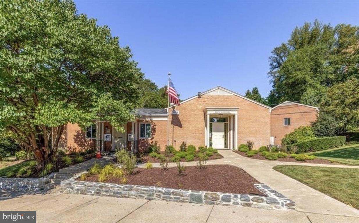 10403 MONTROSE AVENUE 10403