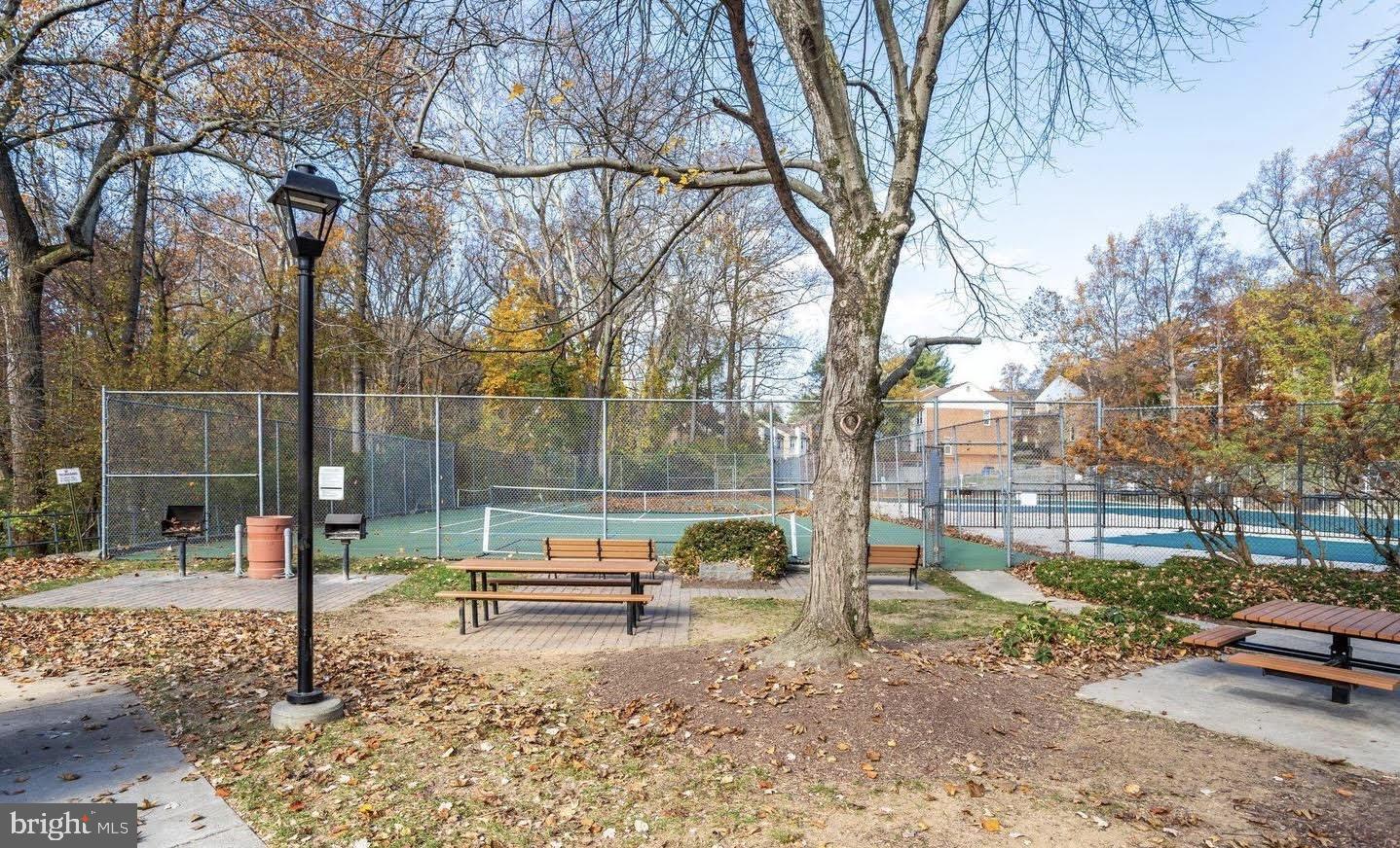 10403 MONTROSE AVENUE 10403