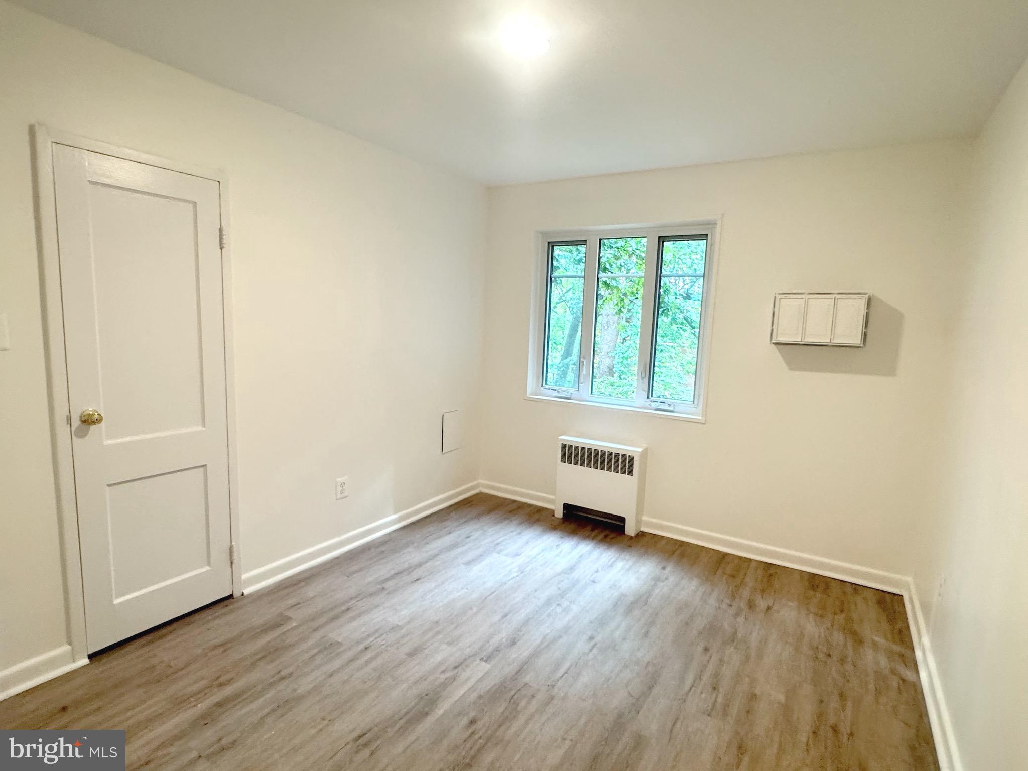 10403 MONTROSE AVENUE 10403