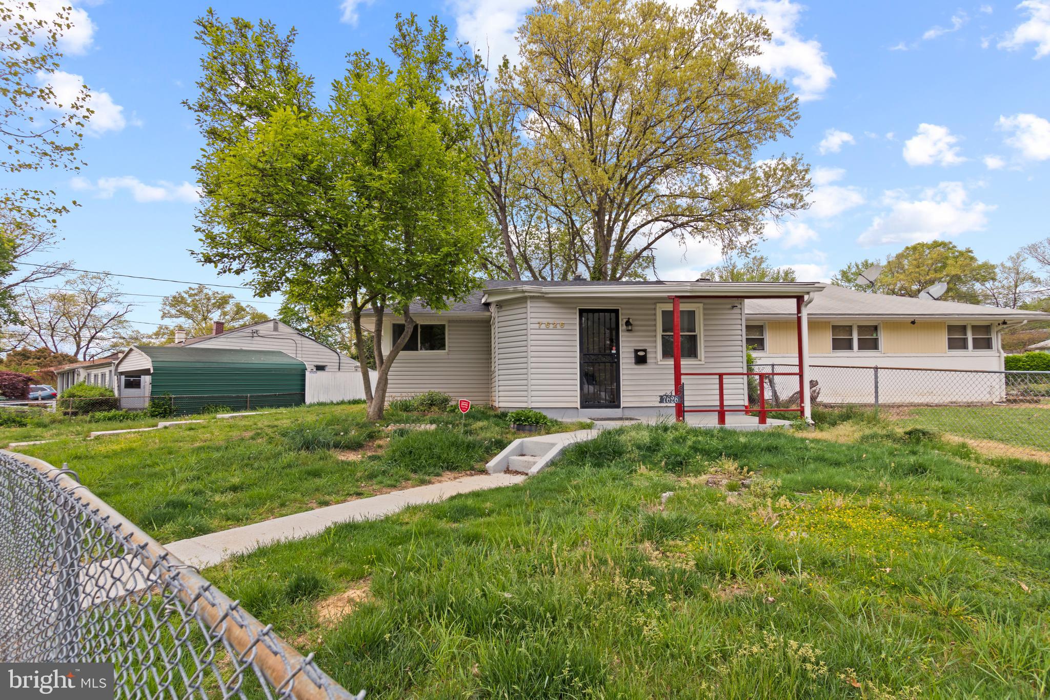 7626 Greenleaf Rd