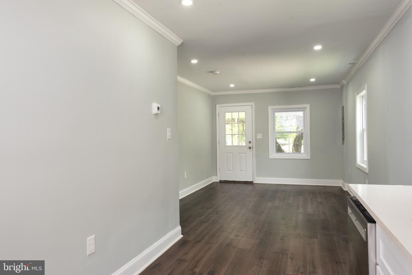 509 Cedarleaf Ave