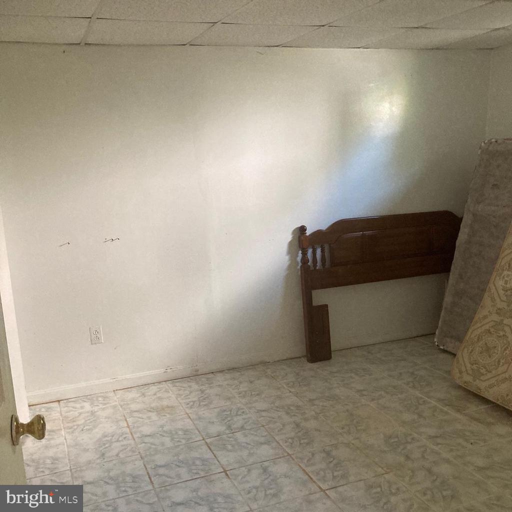 100 Iroquois Way