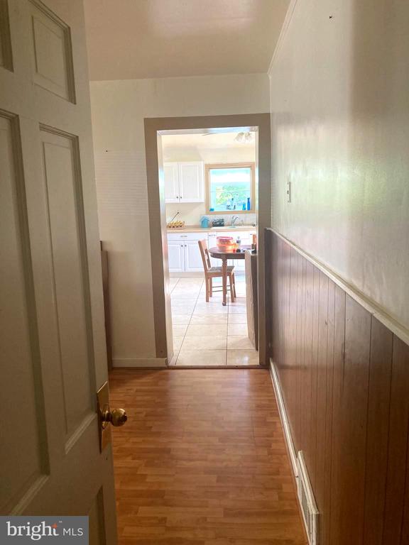 100 Iroquois Way