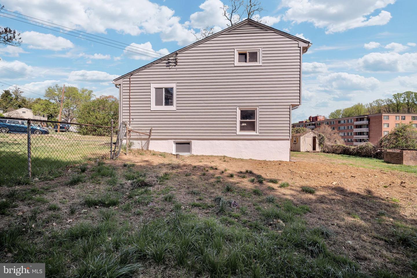 512 Winslow Rd