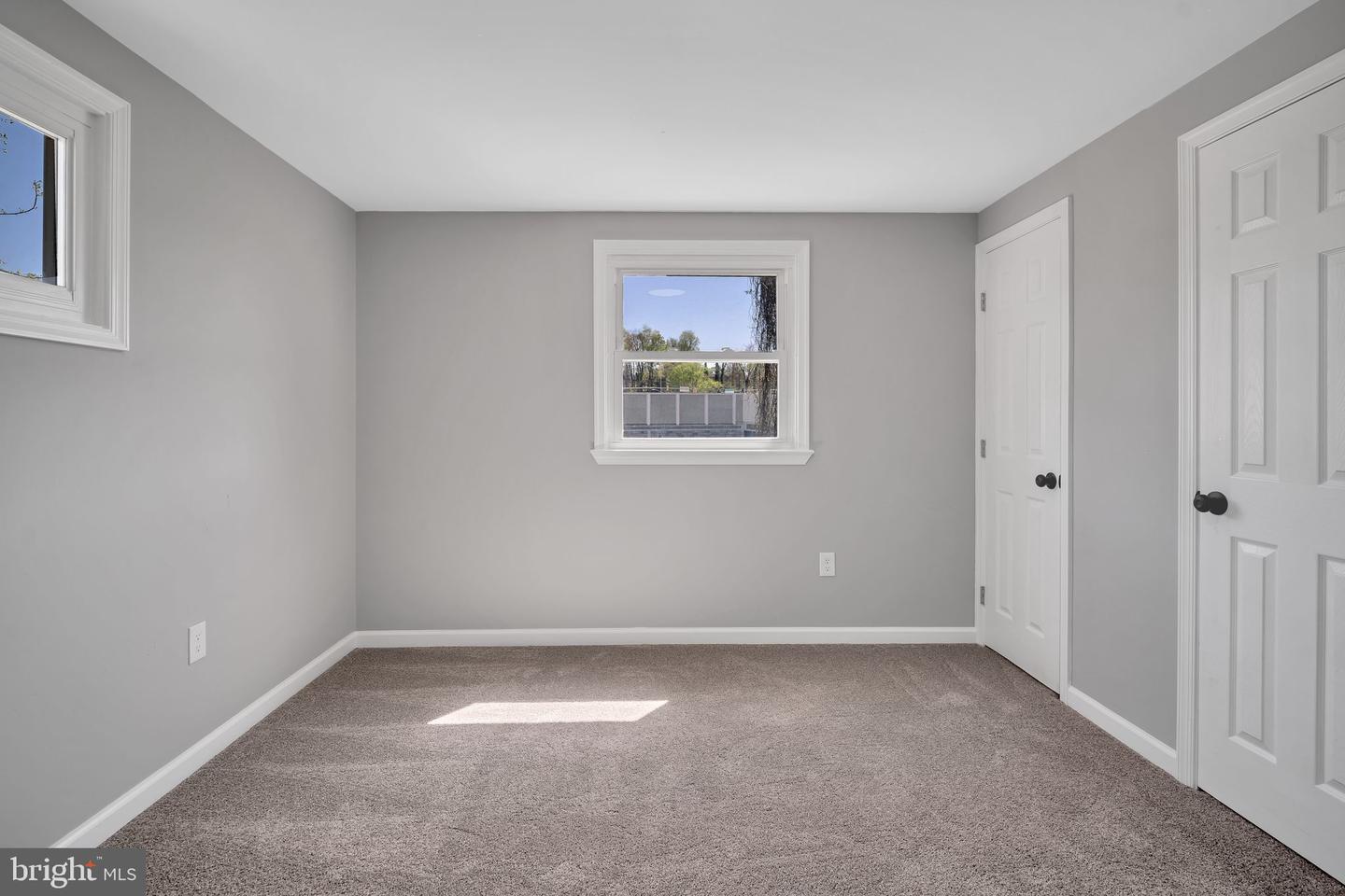 512 Winslow Rd