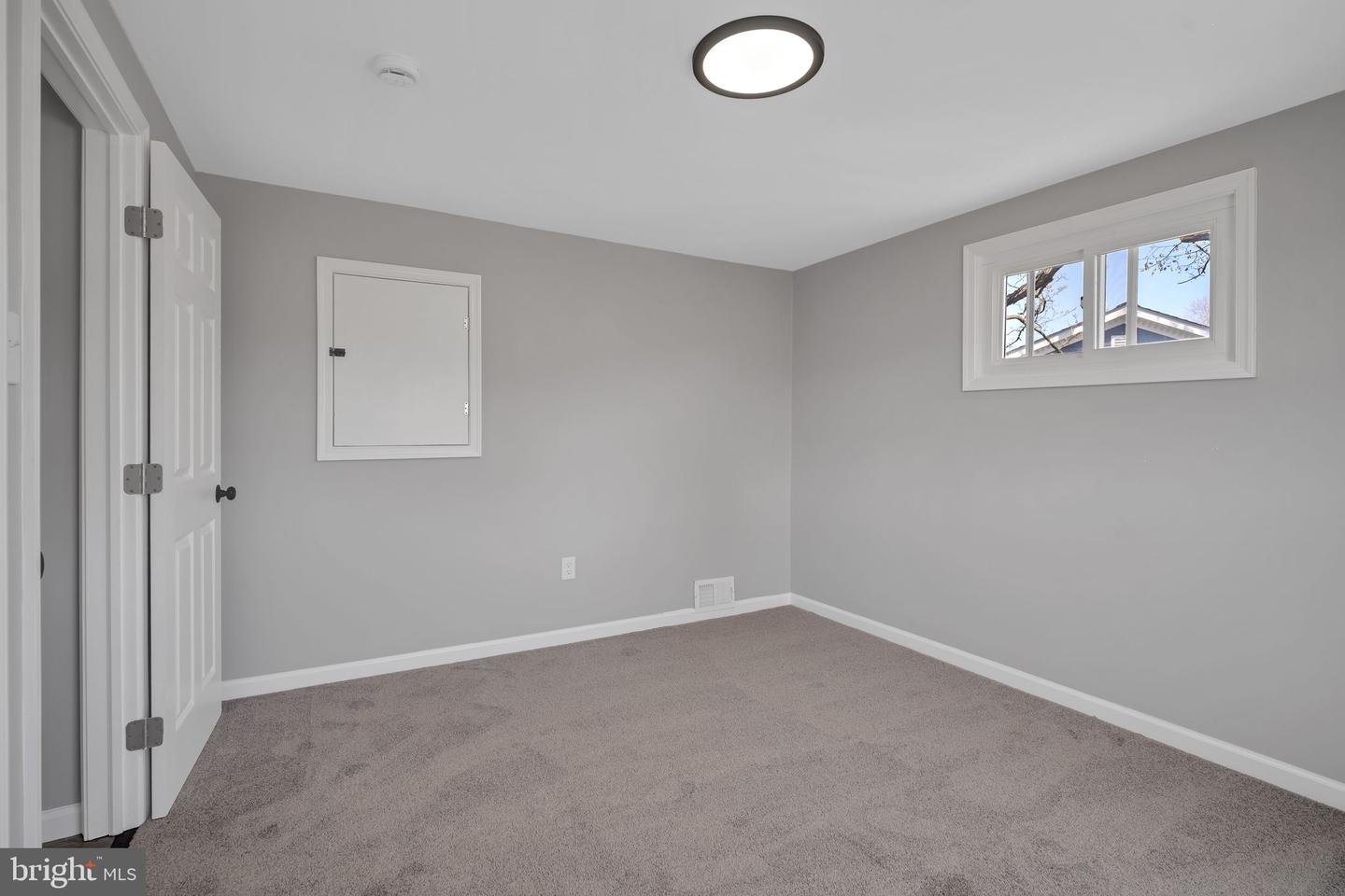 512 Winslow Rd