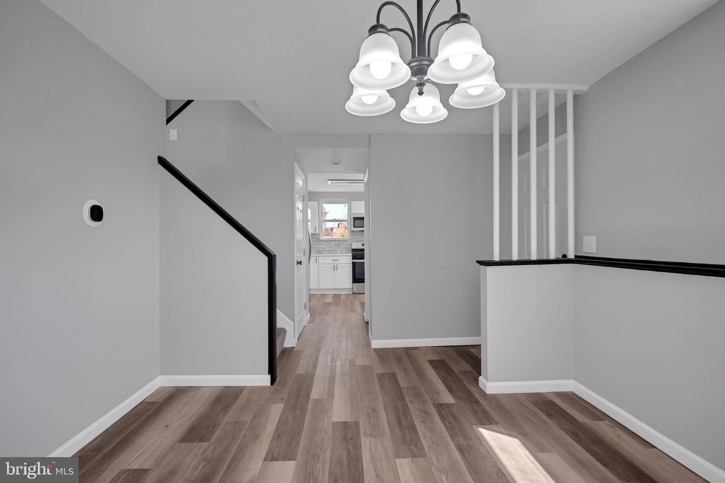 512 Winslow Rd