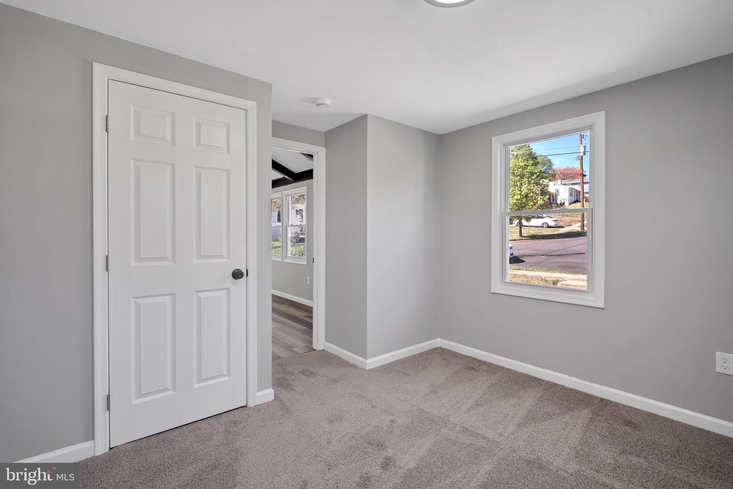 512 Winslow Rd