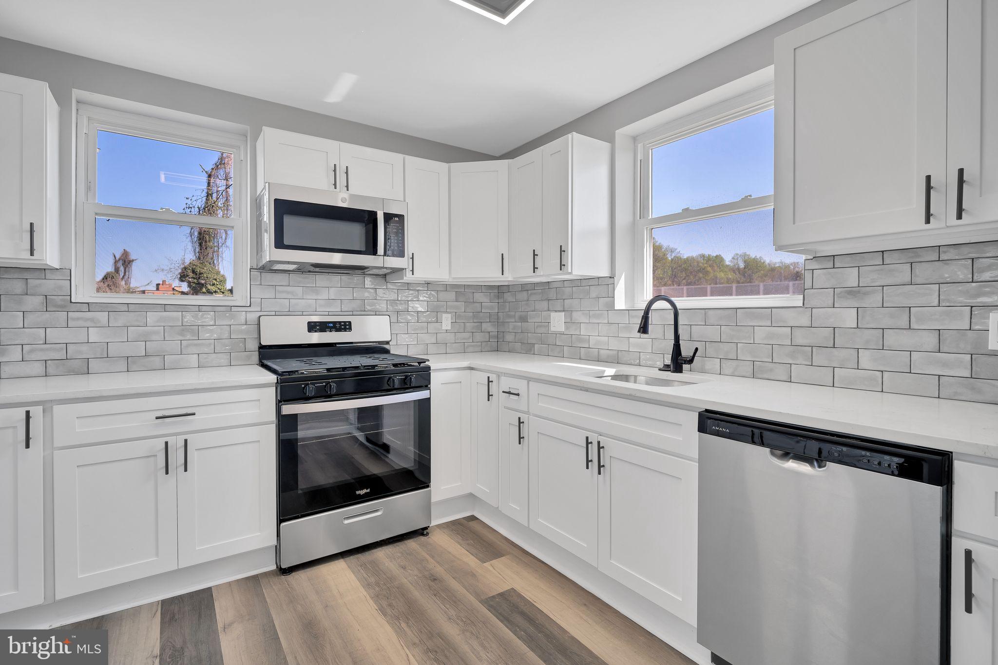 512 Winslow Rd