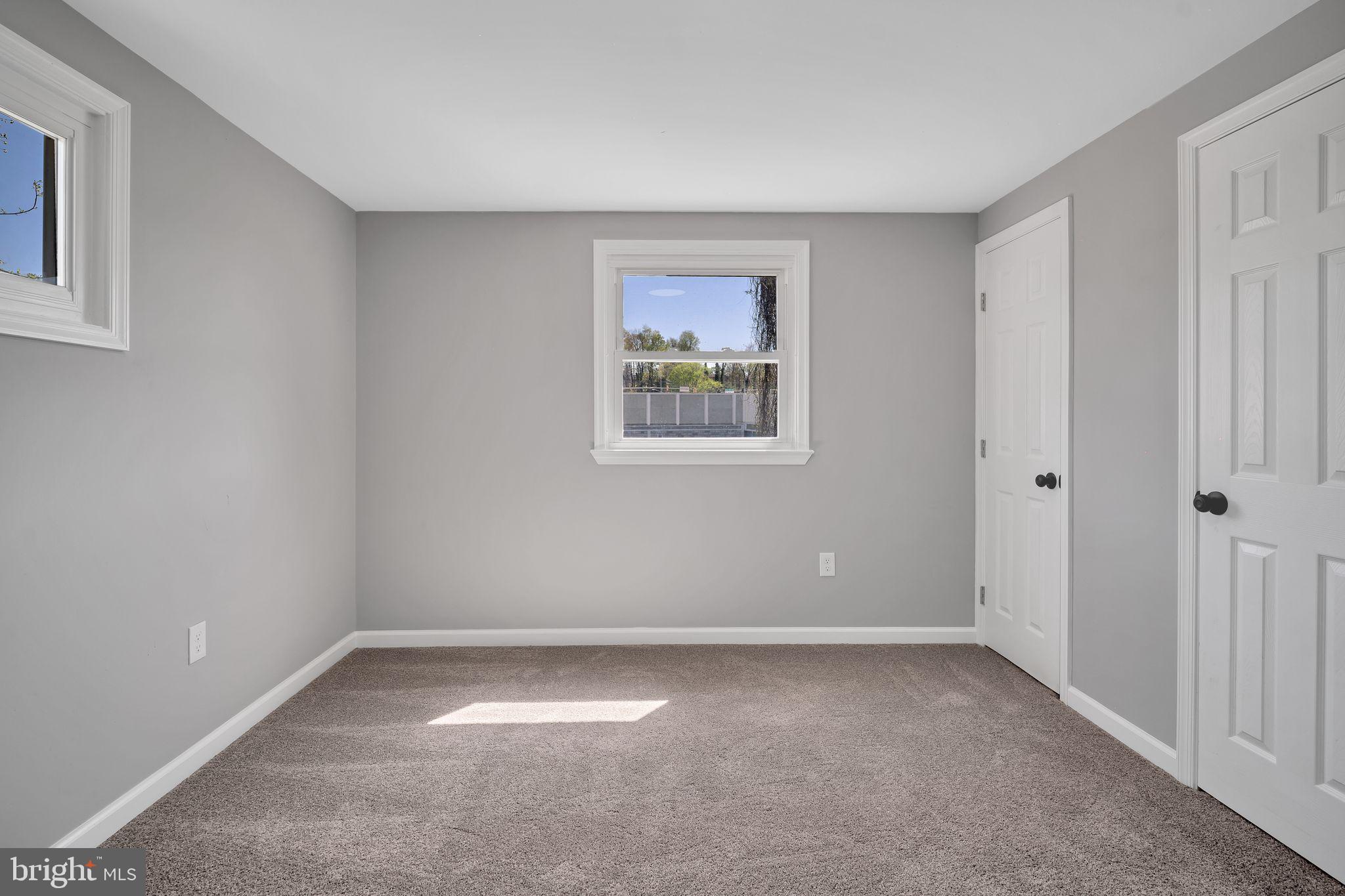 512 Winslow Rd