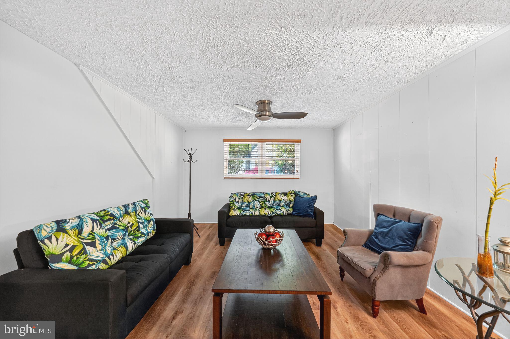 2404 OLD FORT HILLS DRIVE