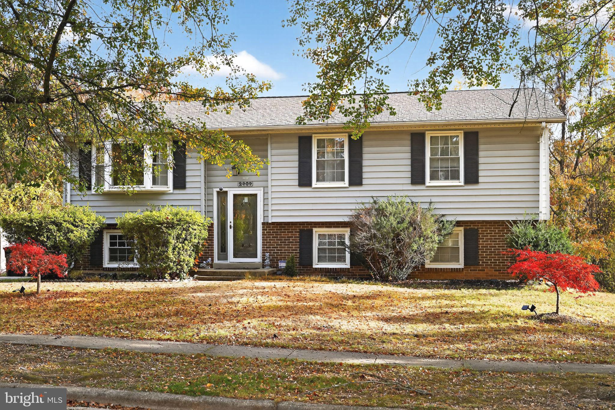 2404 OLD FORT HILLS DRIVE