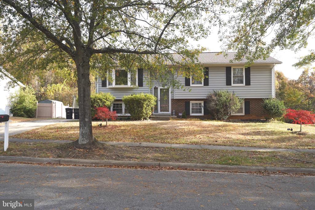 2404 OLD FORT HILLS DRIVE