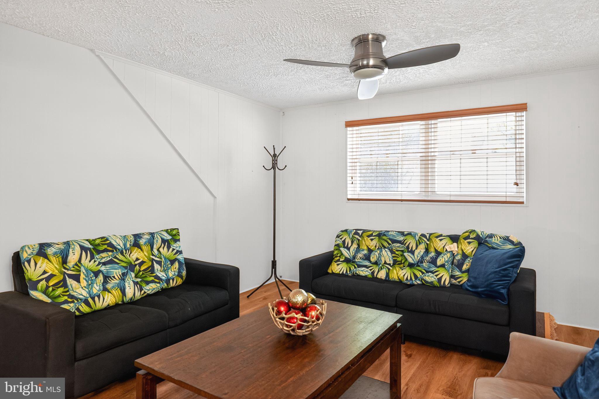 2404 OLD FORT HILLS DRIVE