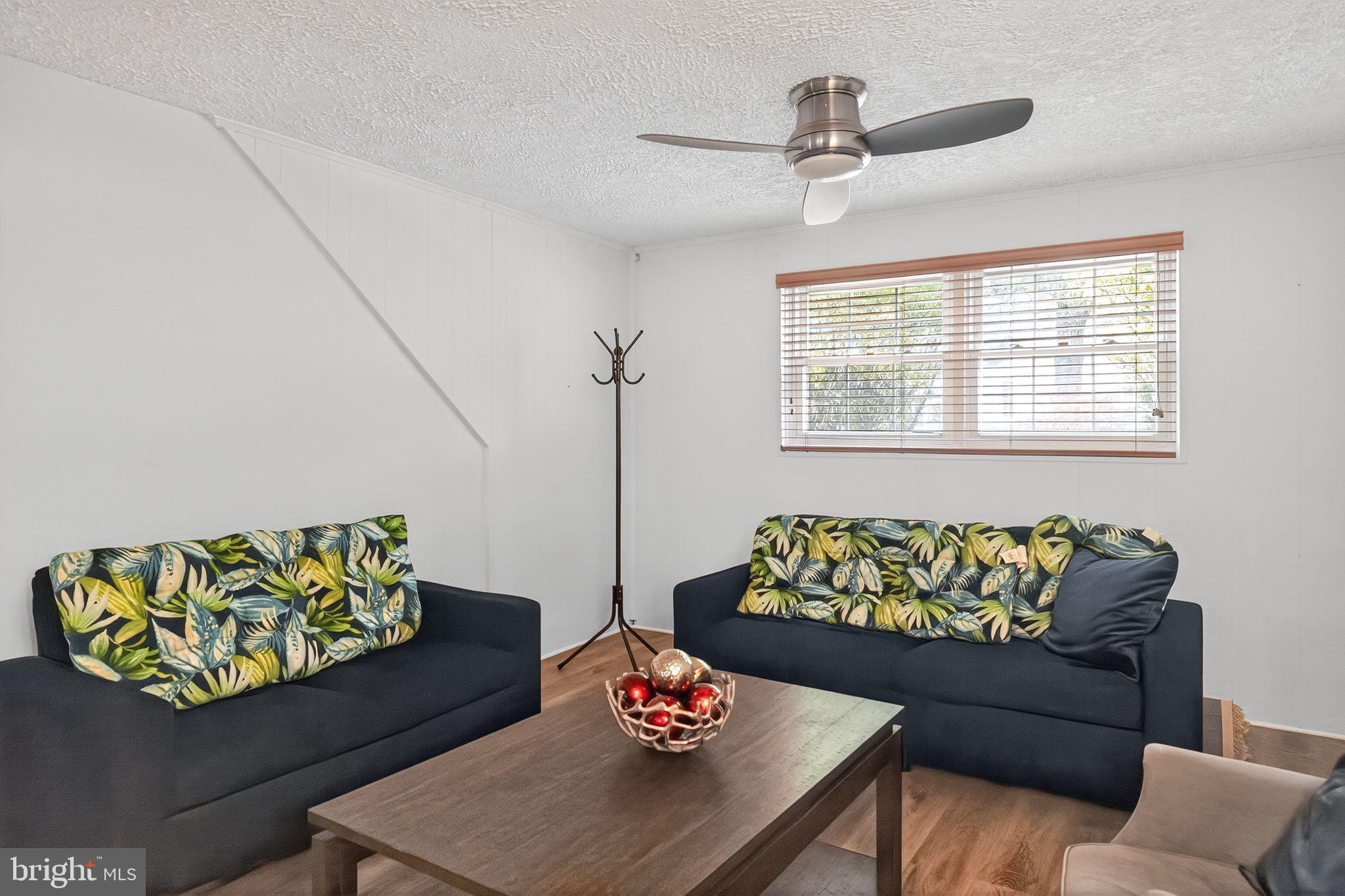 2404 OLD FORT HILLS DRIVE