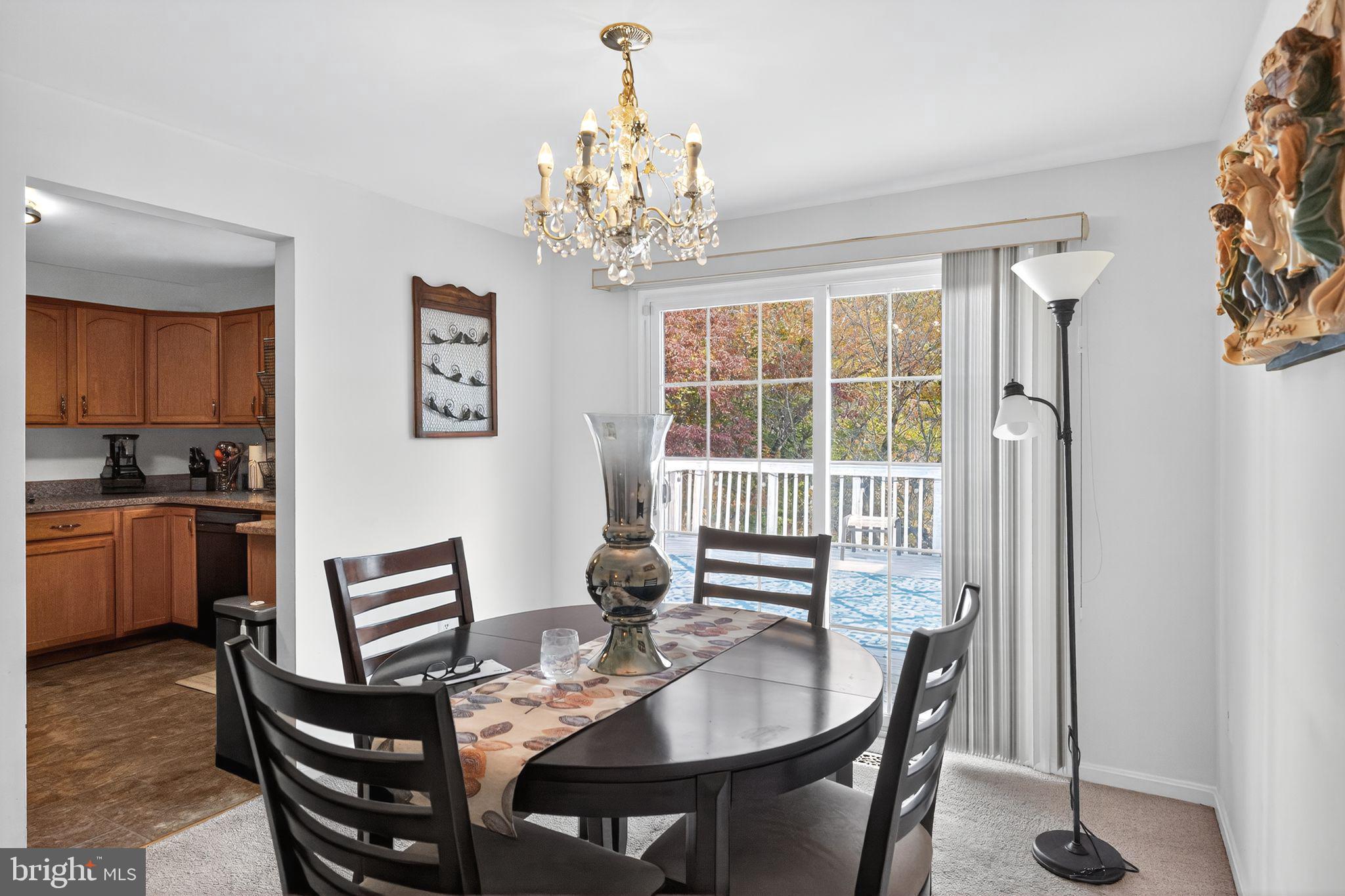 2404 OLD FORT HILLS DRIVE