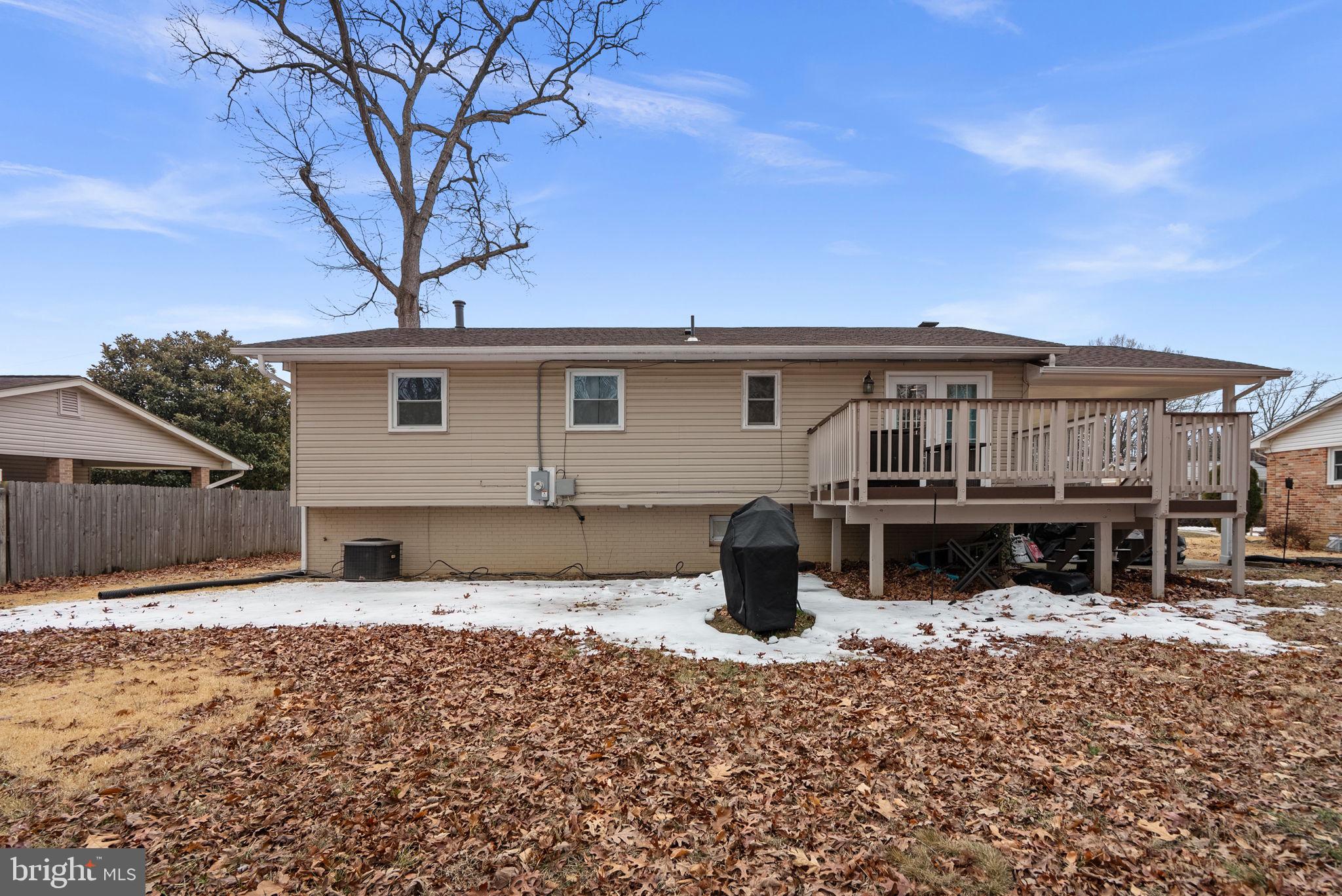 9618 SMALL DRIVE