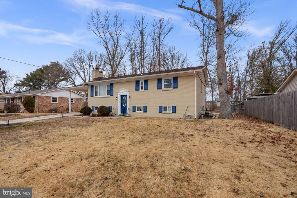 9618 SMALL DRIVE