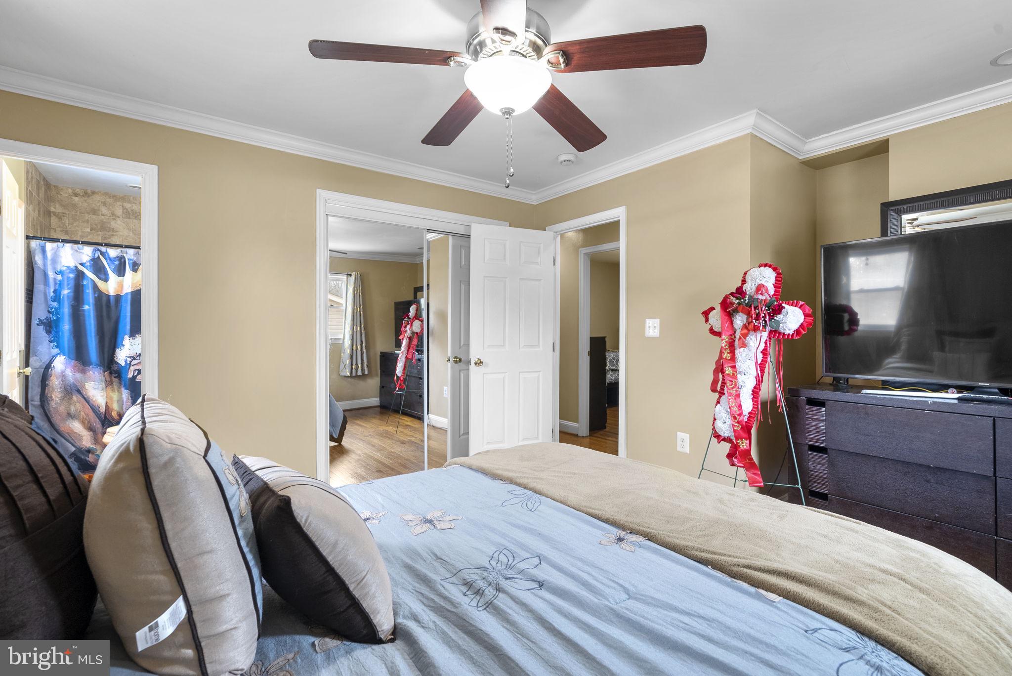 9618 SMALL DRIVE