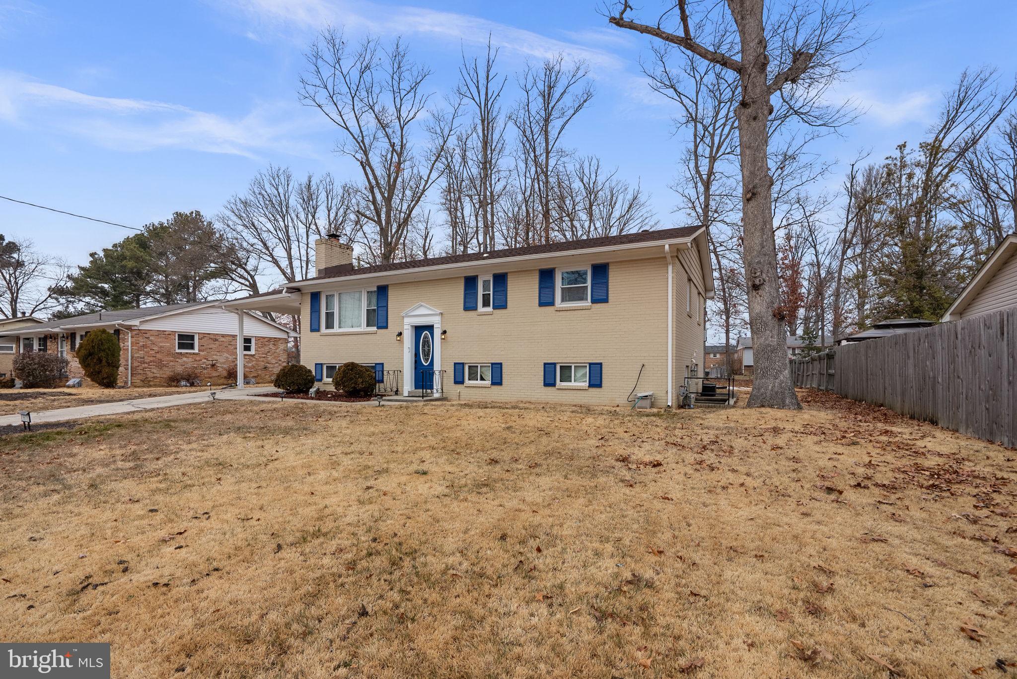 9618 SMALL DRIVE
