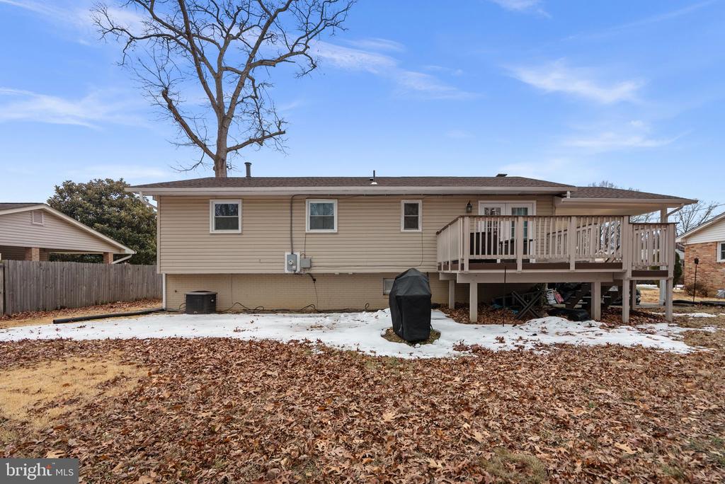 9618 SMALL DRIVE
