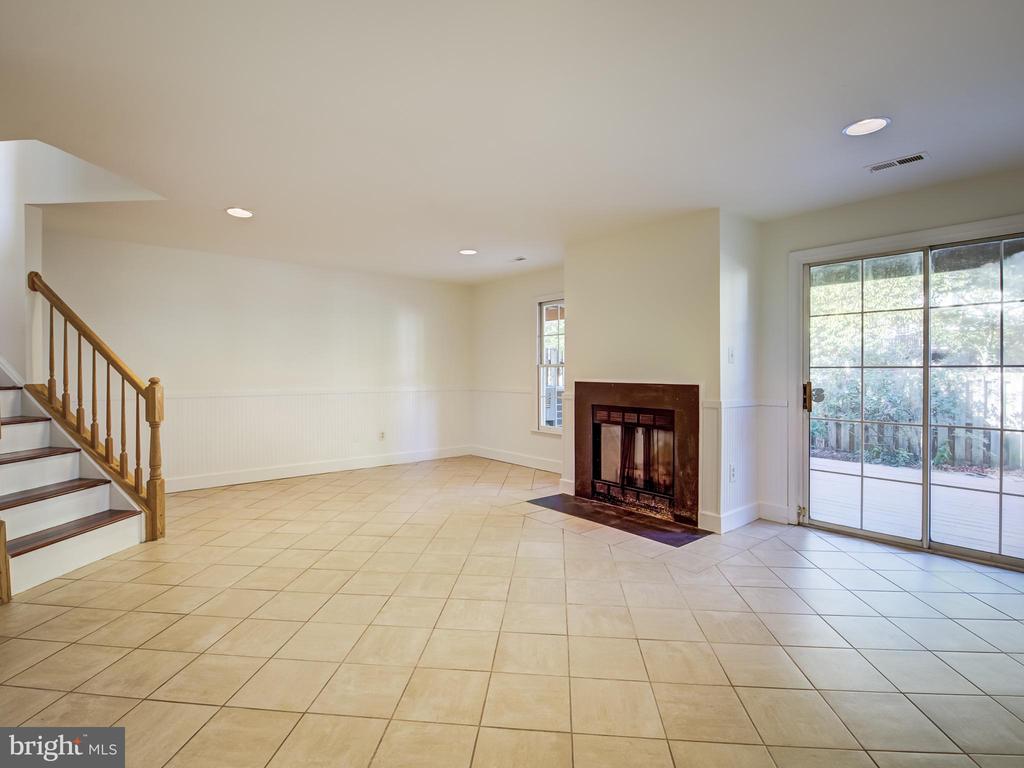 7064 ELTON WAY