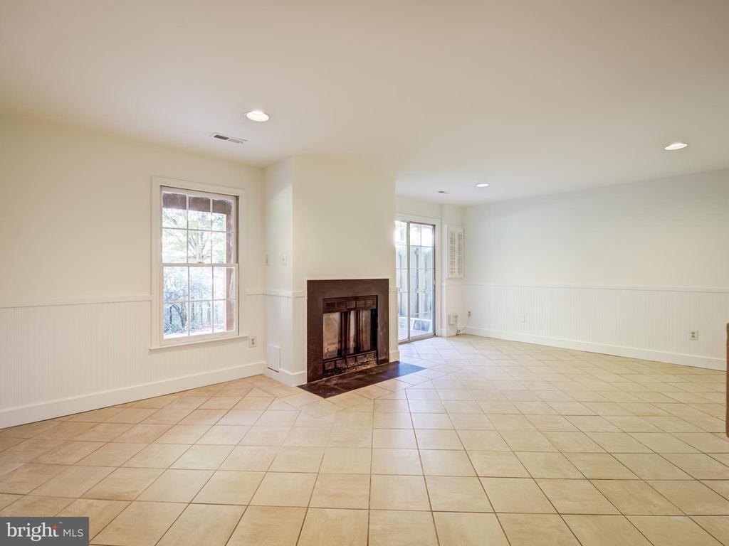 7064 ELTON WAY