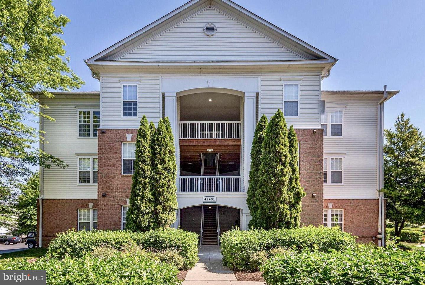 42481 ROCKROSE SQ #304