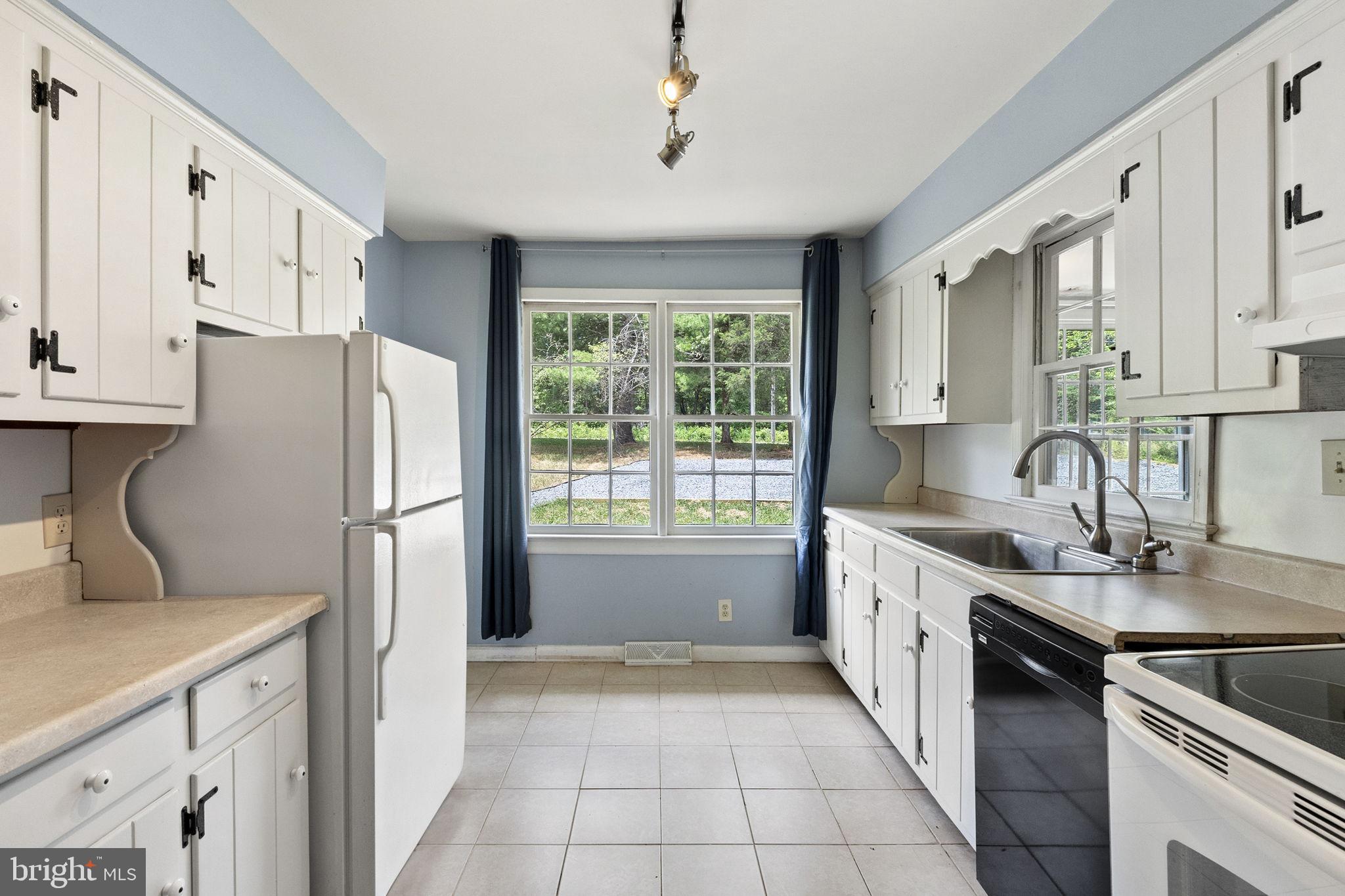 34600 Charles Town Pike