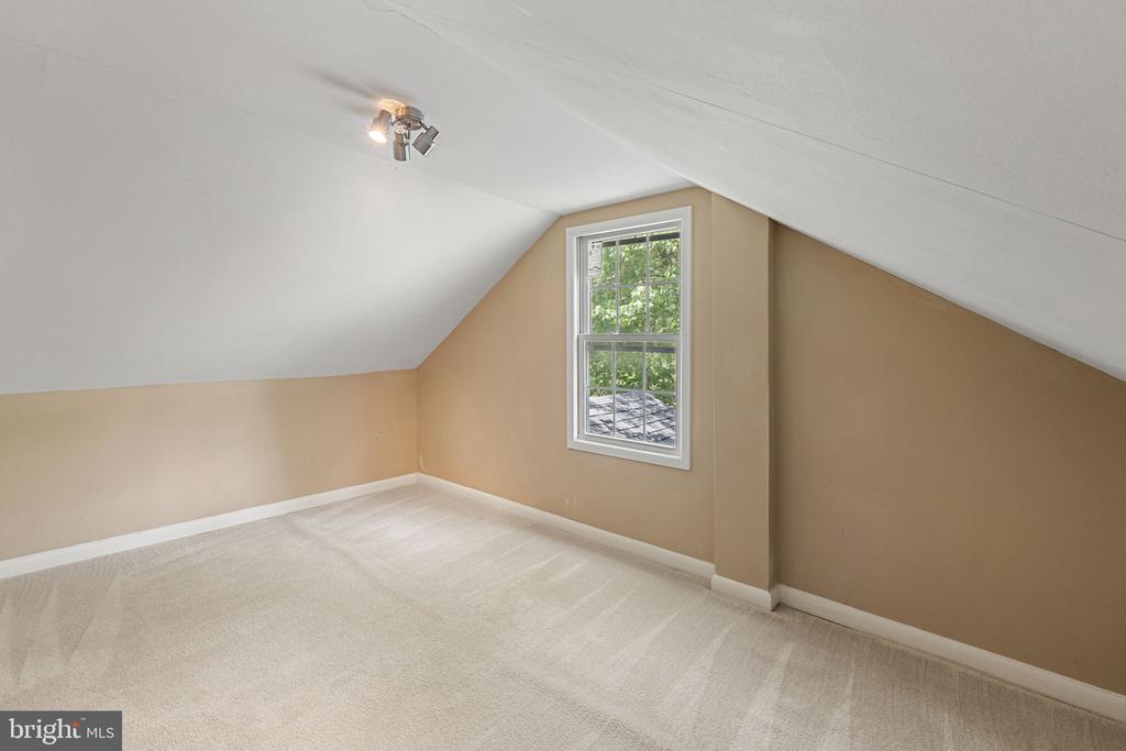 34600 Charles Town Pike