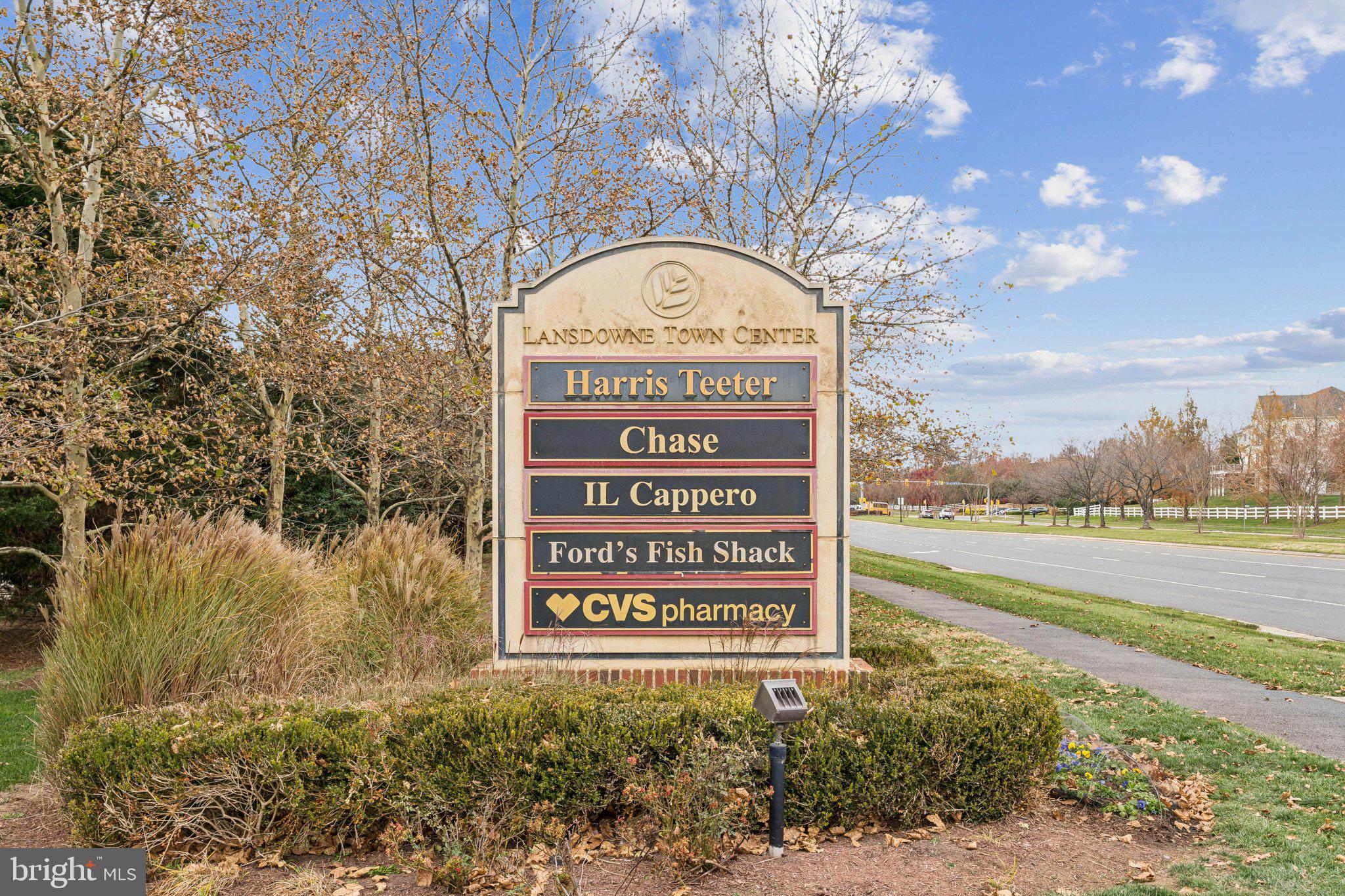 19301 DIAMOND LAKE DRIVE