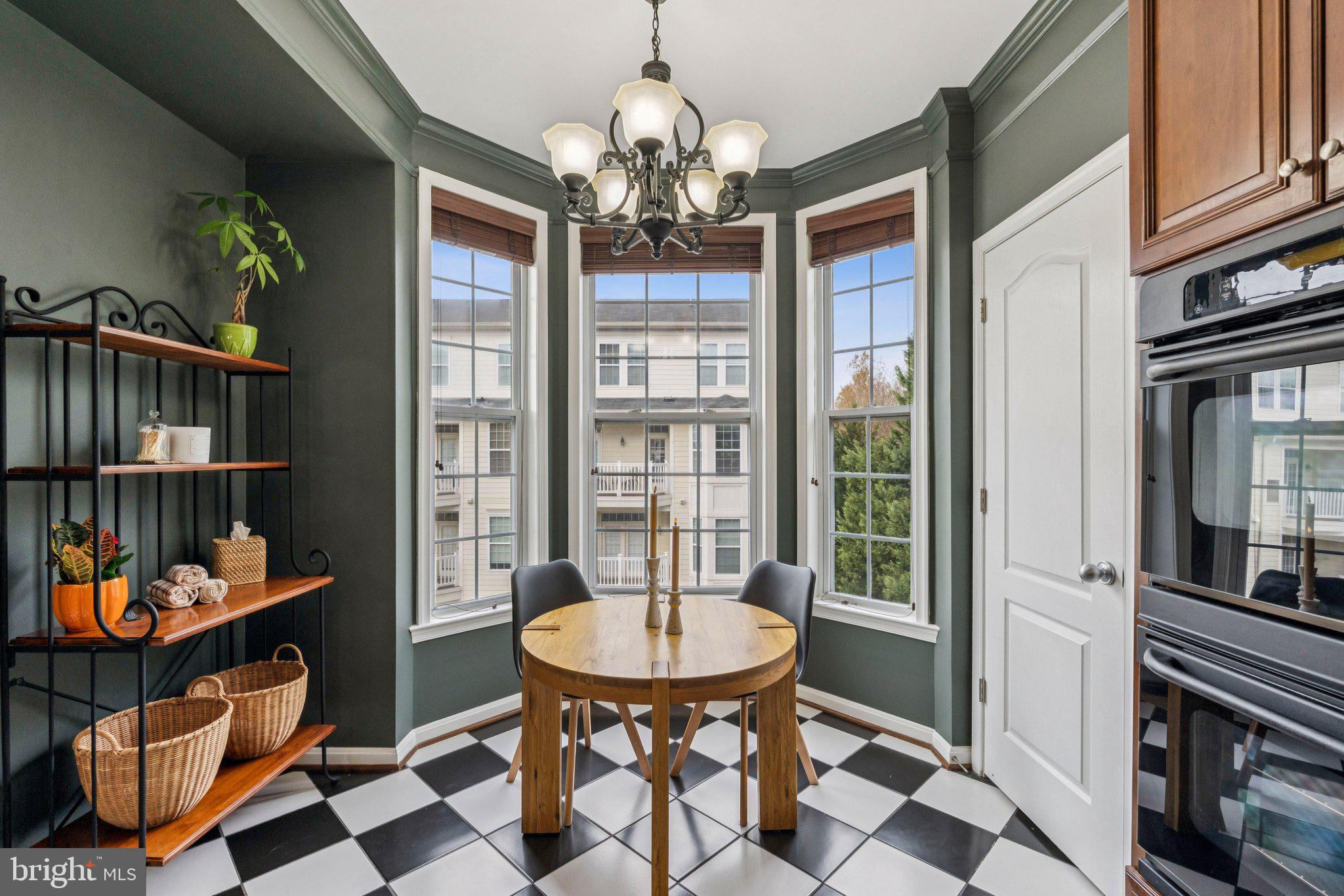 19301 DIAMOND LAKE DRIVE