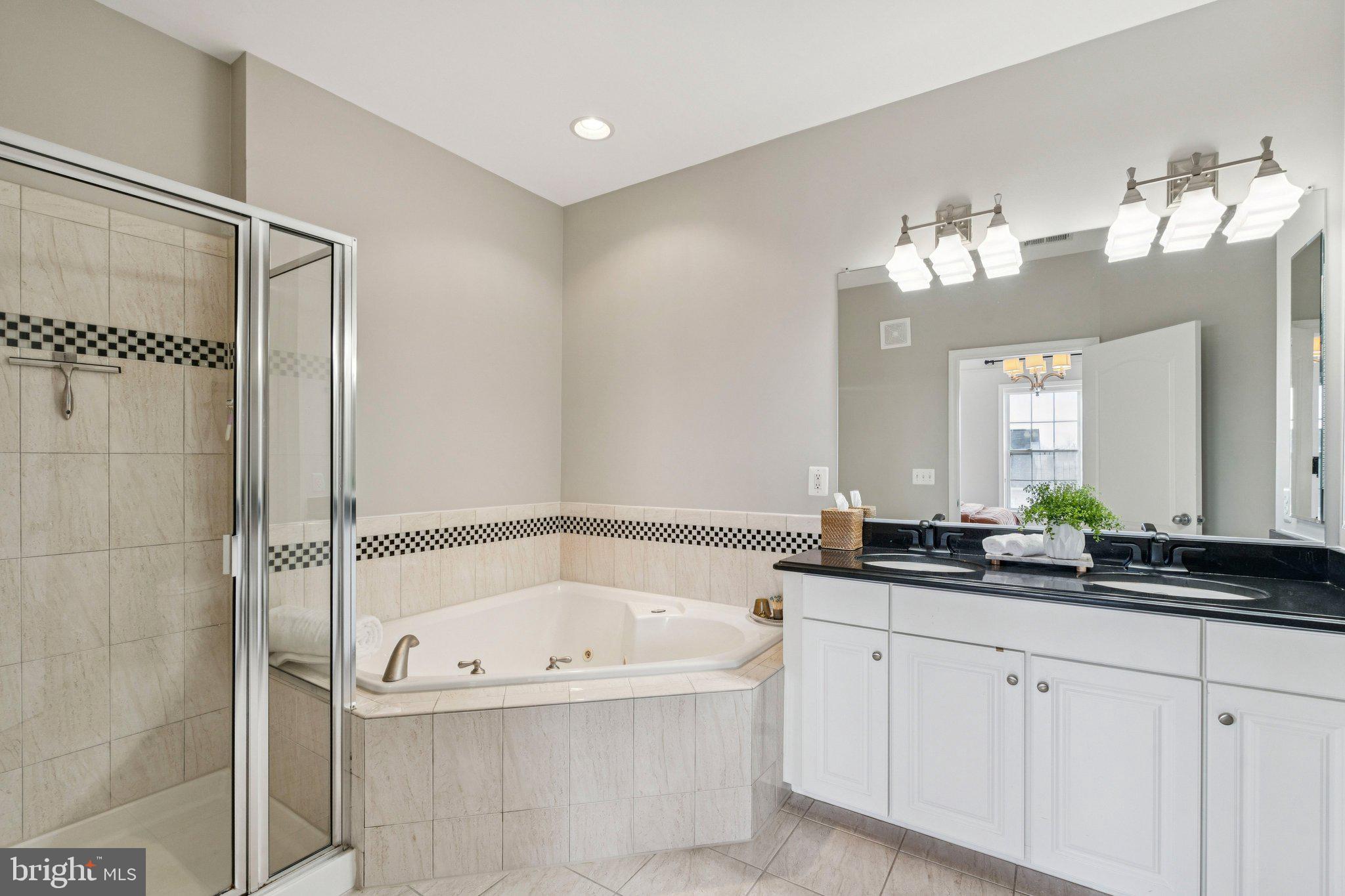 19301 DIAMOND LAKE DRIVE